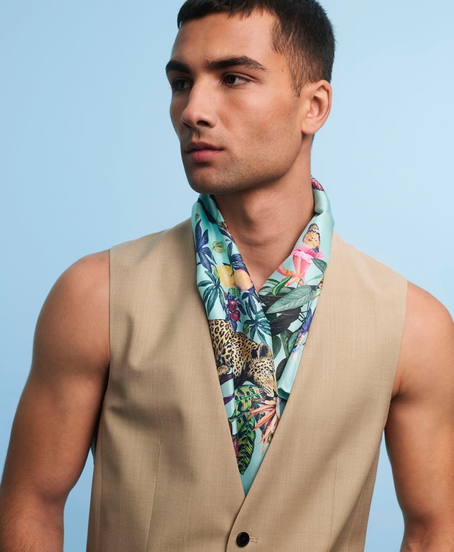 020 Fabric Frontline33633 B copy f672fe89 092b 494c 9d0d 369da83ce163